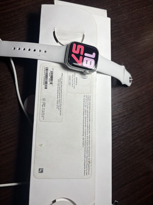 Apple watch 8 series
