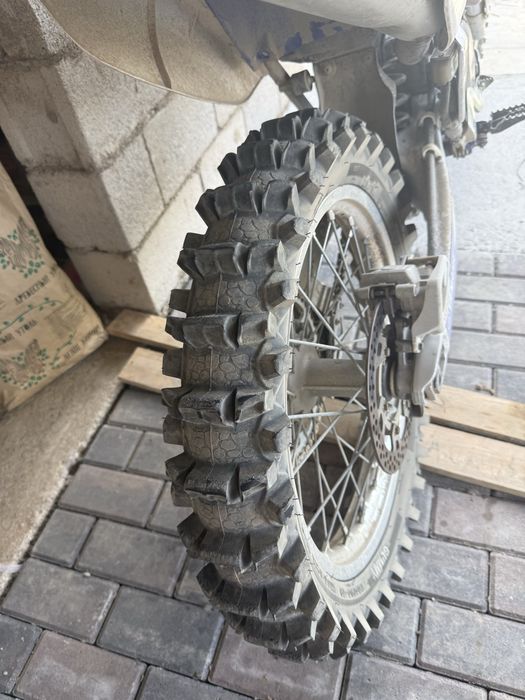 Мотоцикл Yamaha yz250