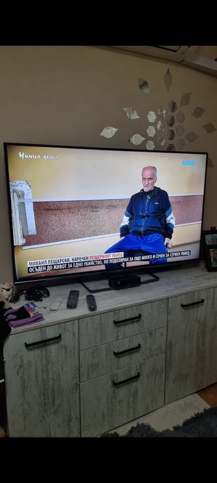 Телевизор  Филипс  400евро