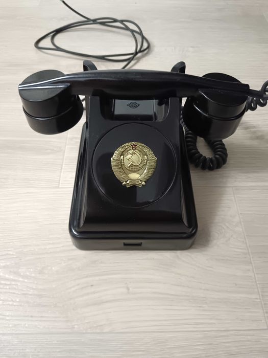 Телефонный аппарат прямой связи СССР 1950х годов, карболитовый