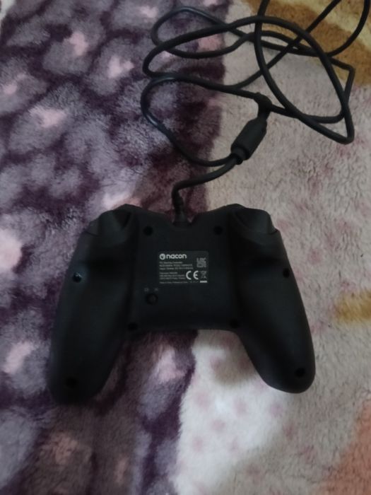 Vând Controler,stare perfectă