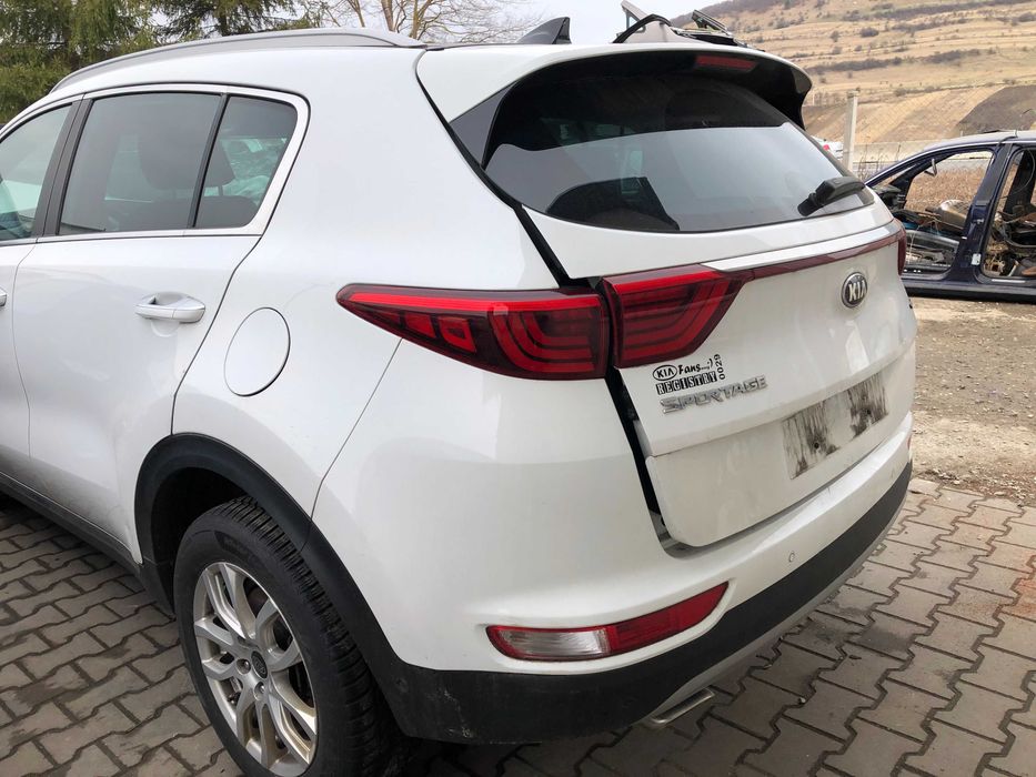 Dezmembrari Kia Sportage 2017 GT-Line 2.0 Diesel 4x4 D4HA Automat 6+1