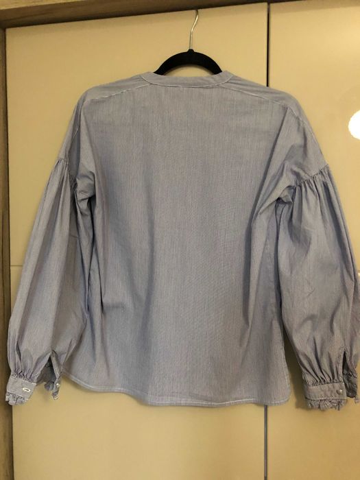 Дамска раирана риза с буфан ръкави Stradivarius - размер S