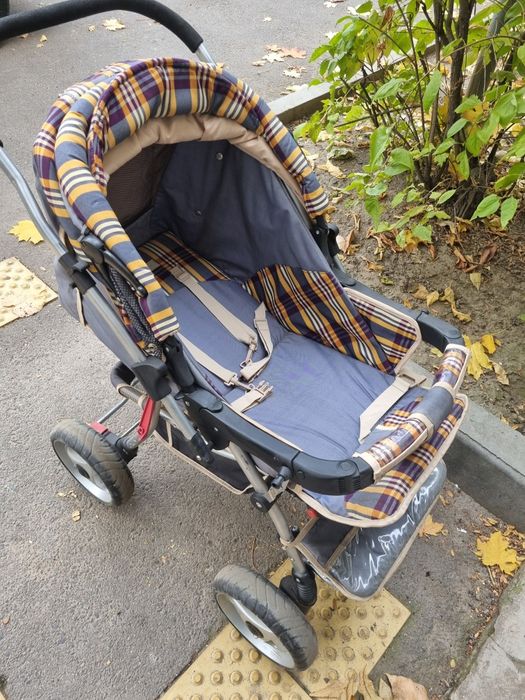 Коляска детская б/у