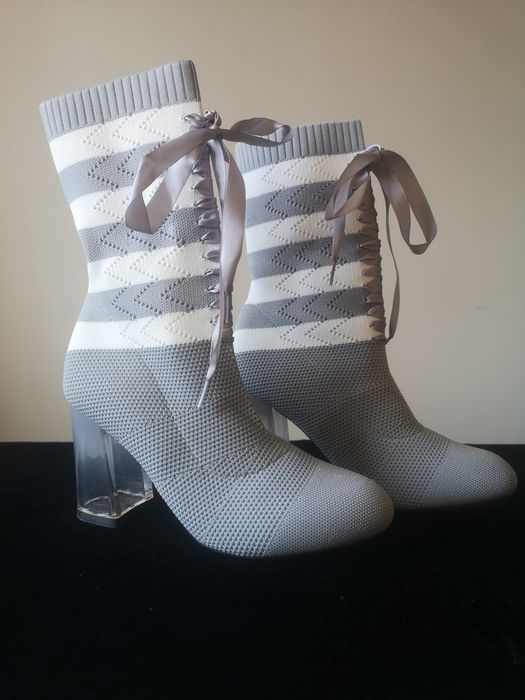 Дамски Боти с прозрачен ток 38 номер