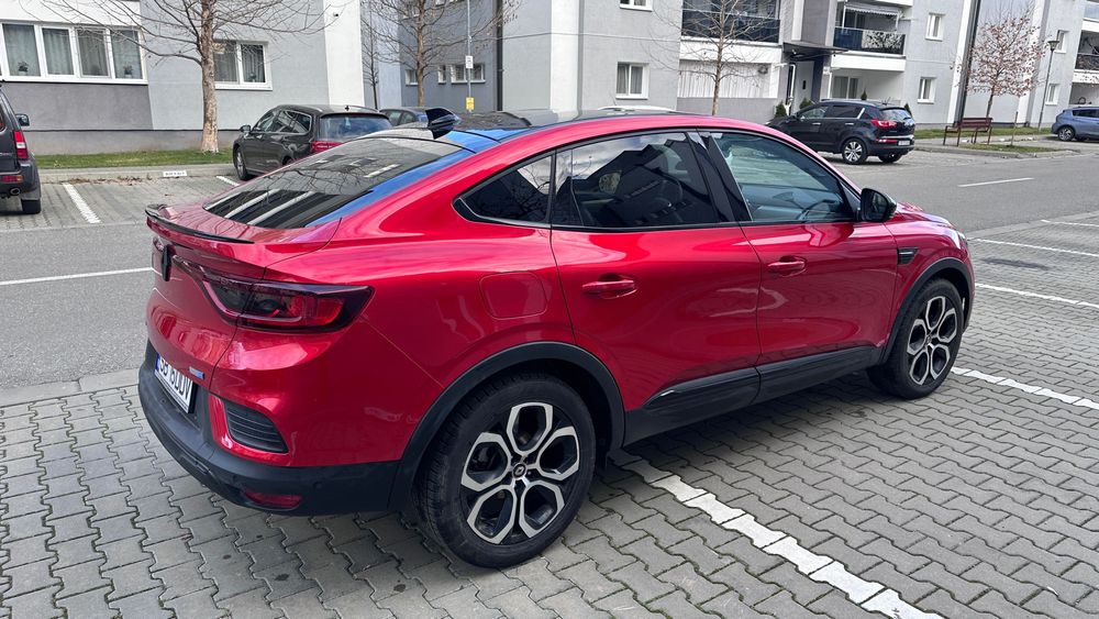 Renaulk Arkana E-TECH Hybrid 145 - încă în garanție – TVA deductibil