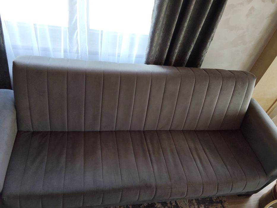 Canapea Extensibila 3 locuri EMERALD, 215x70x90 cm, cu Lada de Depozitare, Material Catifea, Gri