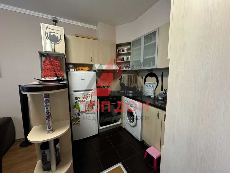 Продава се Тристаен апартамент в Варна, м-т Зеленика - 78 кв.м за 2127 €/кв.м - Снимка #2