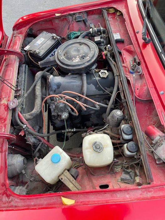 Jiguli sotiladi yili1986 gazi bor 1900 ga bervoraman