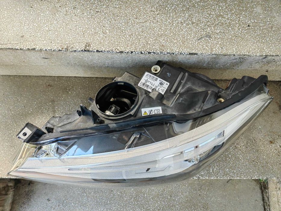 Фар BMW 1 F20 Bi-Xenon LED ляв / Фар БМВ 1 Ф20 / Фар BMW F 20 Оригинален
