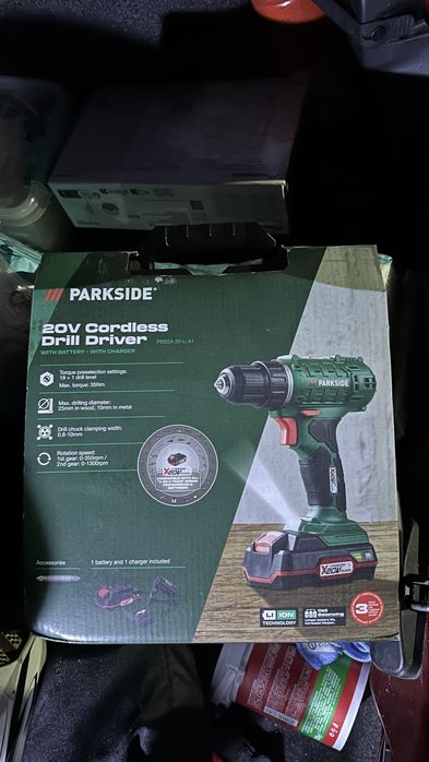 Комплект Винтоверт PARKSIDE с батерия и зарядно