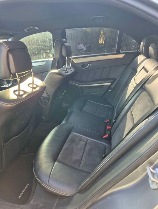 Mercedes E 250 din 2013 motor 2.2 cdi Automat Volan pe dreapta Anglia