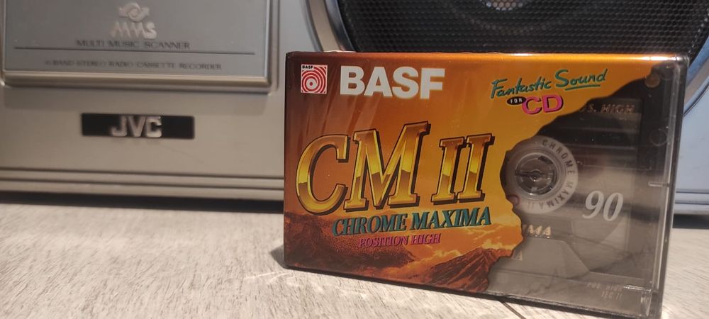 Casete audio BASF sigilate