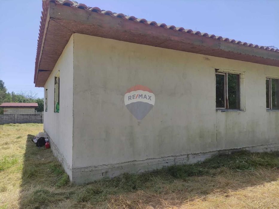 Продава се Къща в с. Храброво, Област Добрич - 140 кв.м за 393 €/кв.м - Снимка #3