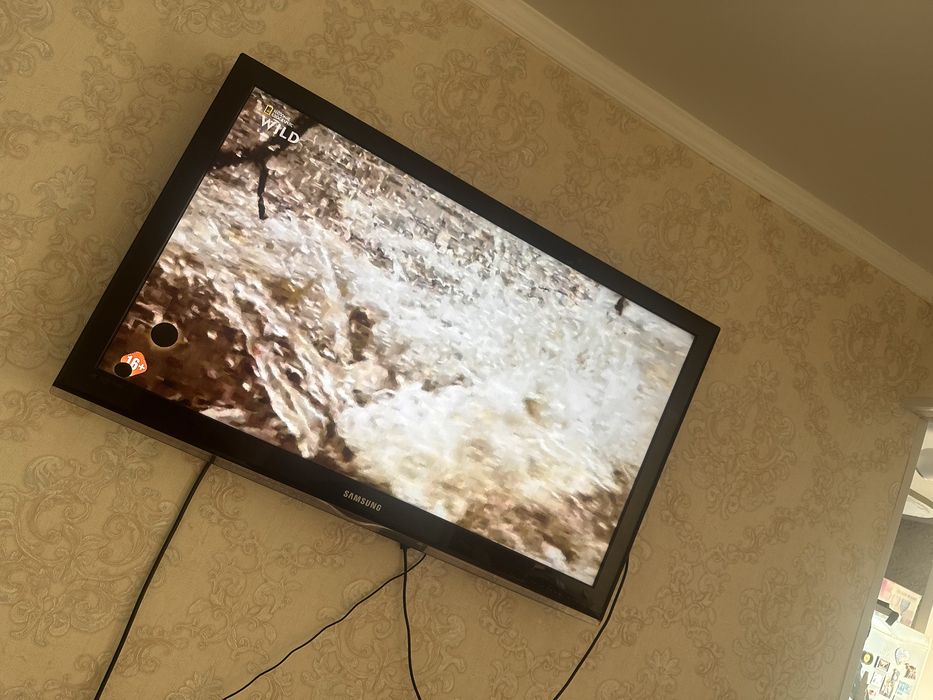 Продам телевизор самсунг