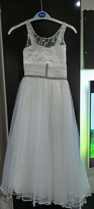 Rochite elegante fete