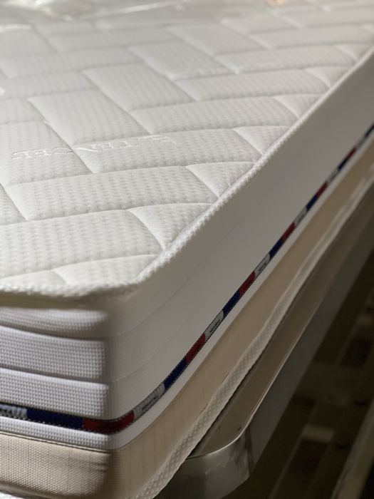 Беспуржинный матрас