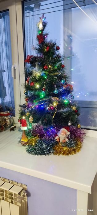 Елка искуственная