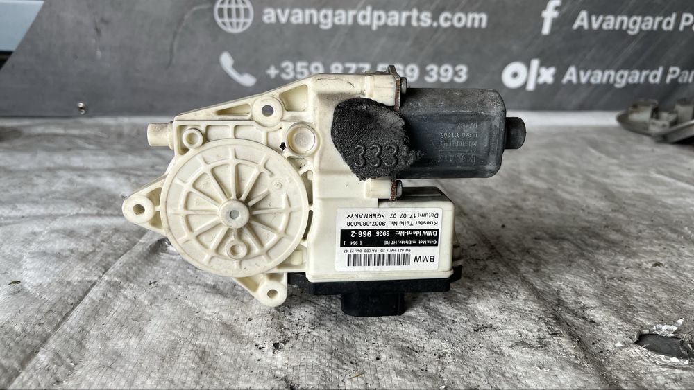 BMW X3 E83 моторче задно дясно стъкло