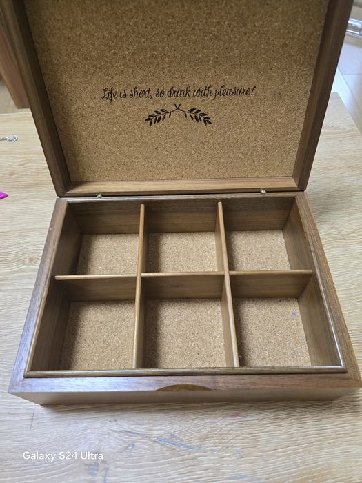 Дървена кутийка за пури