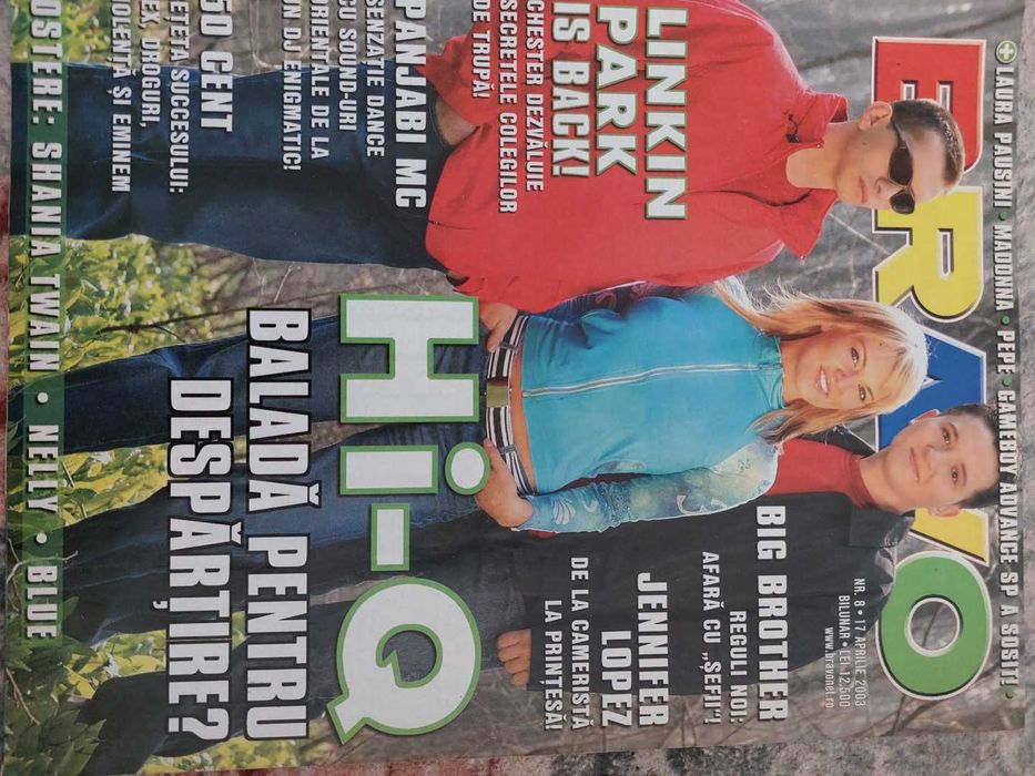 Revista Bravo Romania nr 8 / 2003 cu trupa hi-q pe coperta