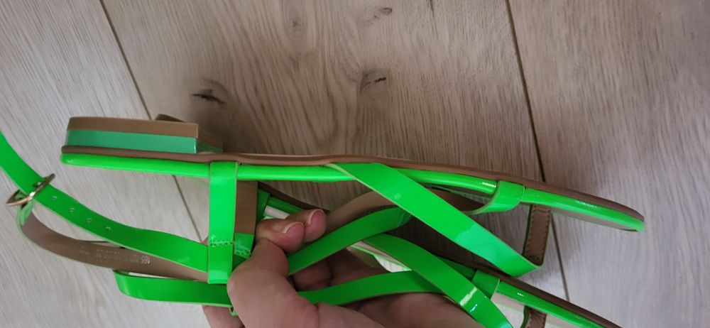 Шлепанцы Betsy 37