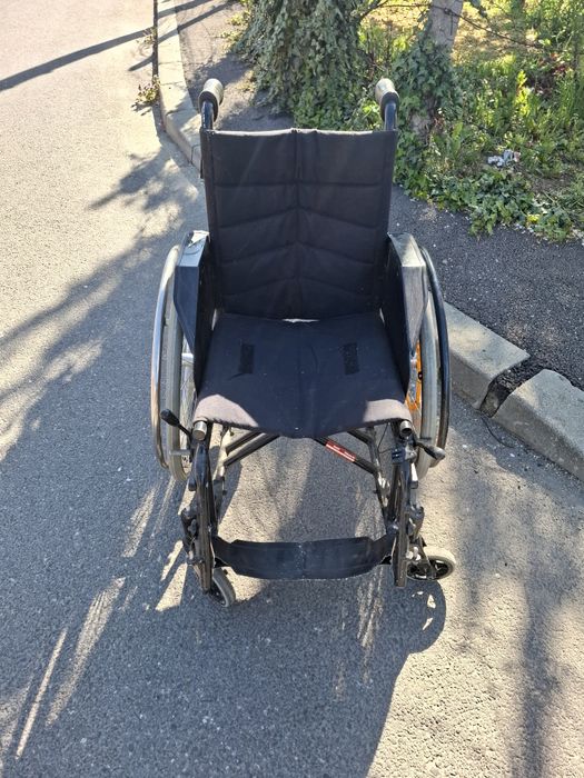 Vand carucior invalizi