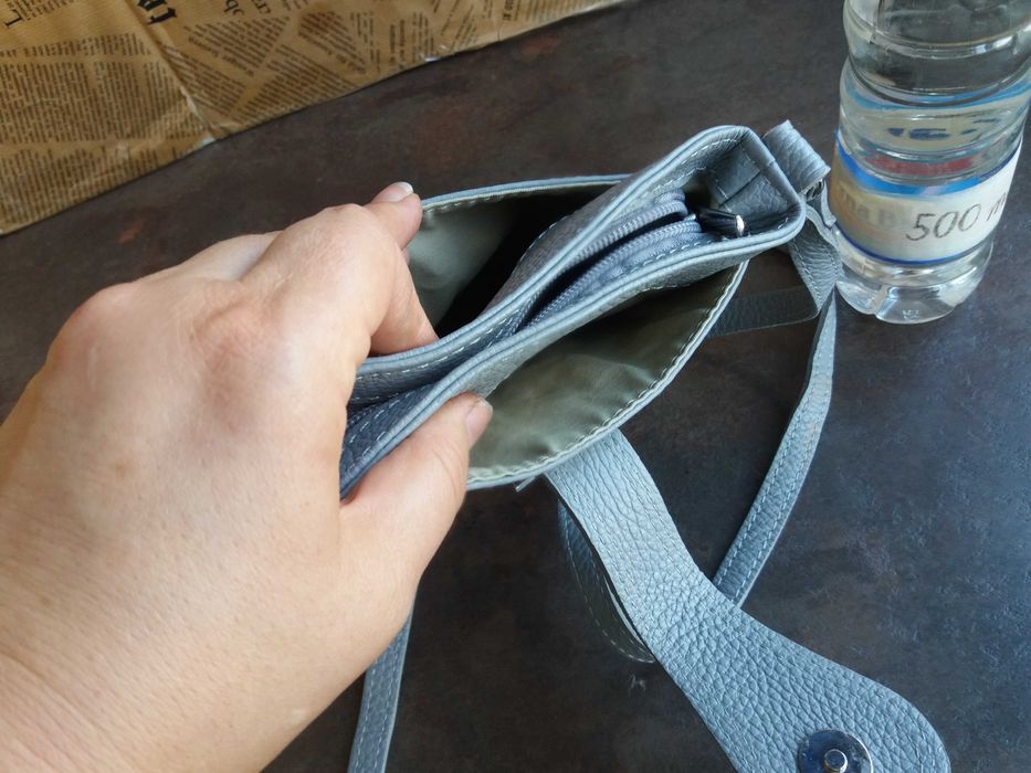 мъжка чанта,малка сива кожена чантичка-естествена кожа