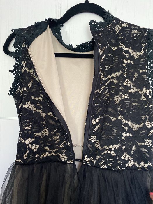 Жестока кукленска рокля