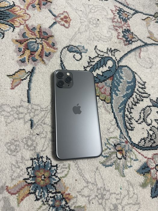 Продаю iPhone 11 Pro в идеальном состоянии