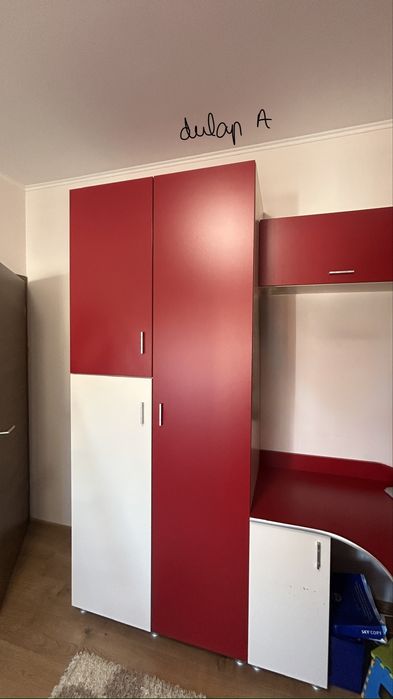 Se vinde set de mobilier