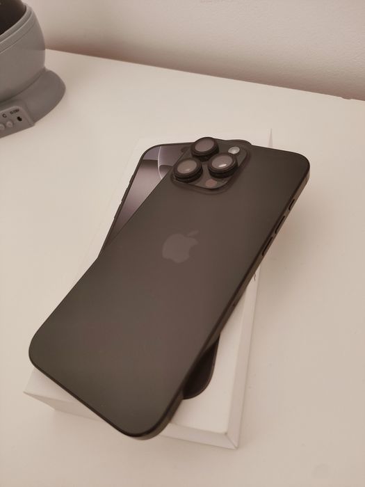 iPhone 16 pro max 256 GB Black Titanium