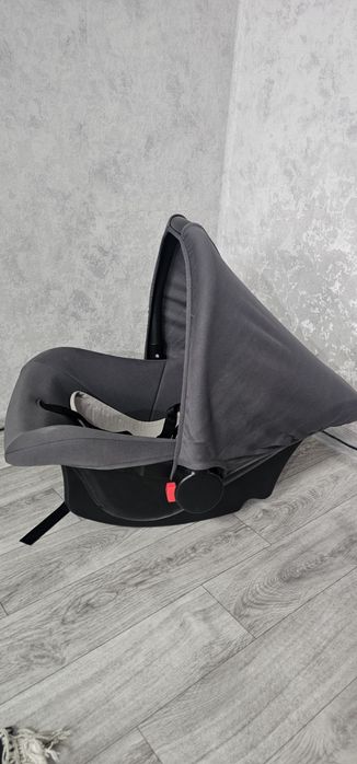 Продаётся автокресло