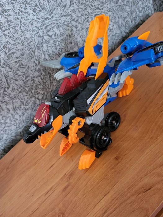 Детска играчка трансформърс