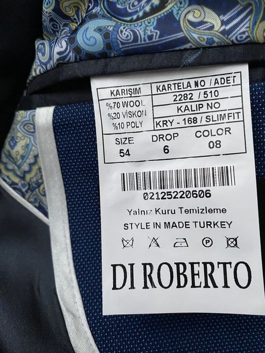 Продам костюм тройку