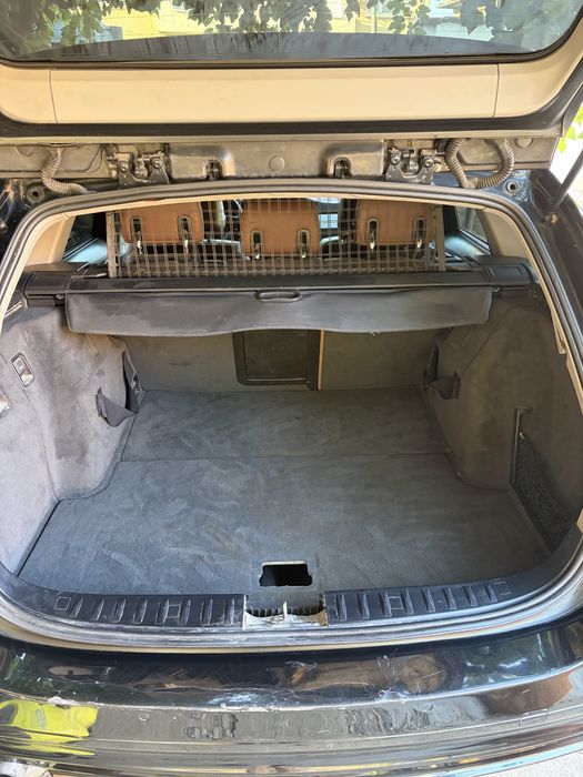 Продавам BMW 330xd e91