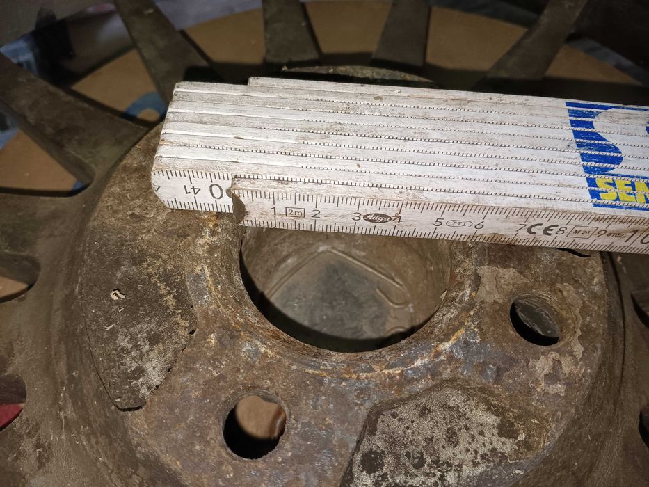 De vanzare Jante + cauciucuri4x100 7jx17 h2 205/45/Zr17   215/45/Zr17