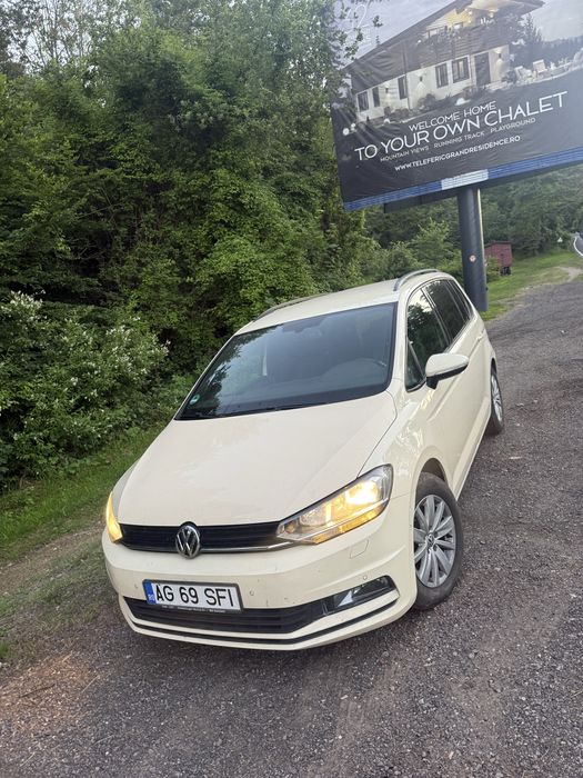 VOLKSWAGEN Touran 2017