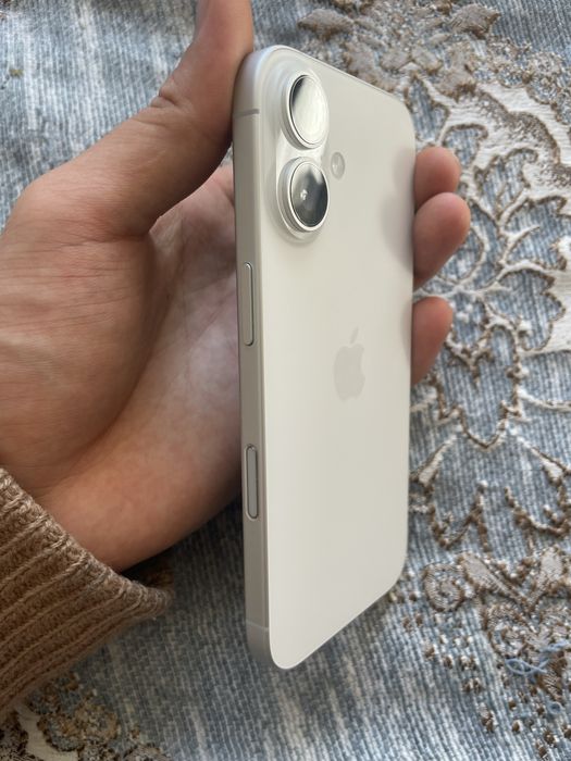Продам iPhone 16   128гб