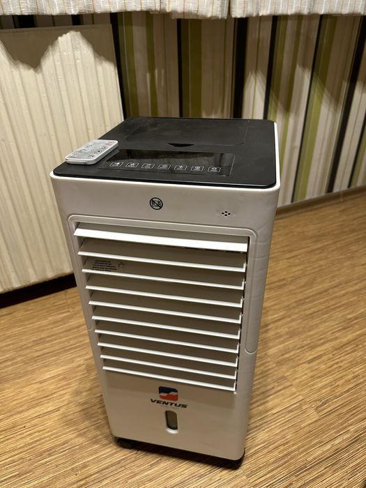 Продавам подвижен уред за охлаждане/отопление