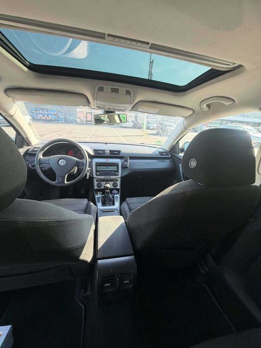 VOLKSWAGEN Passat 0 — imagine 4