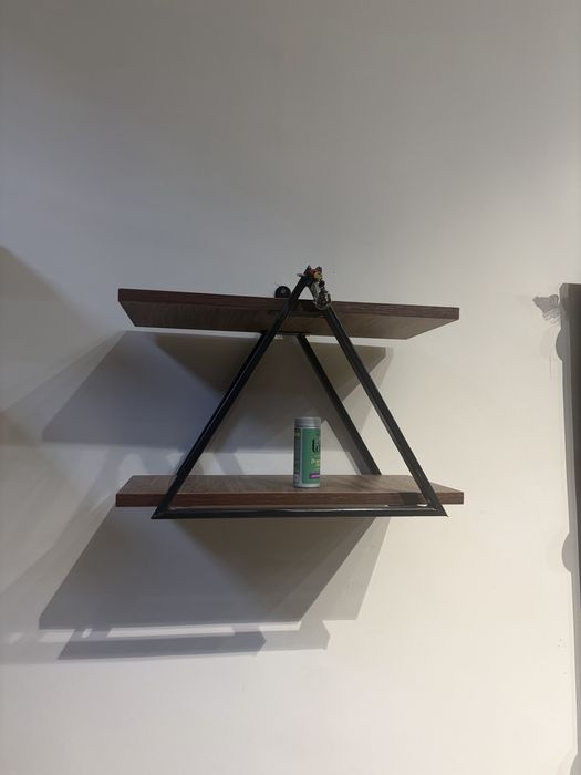 Продам полки в отличном состоянии