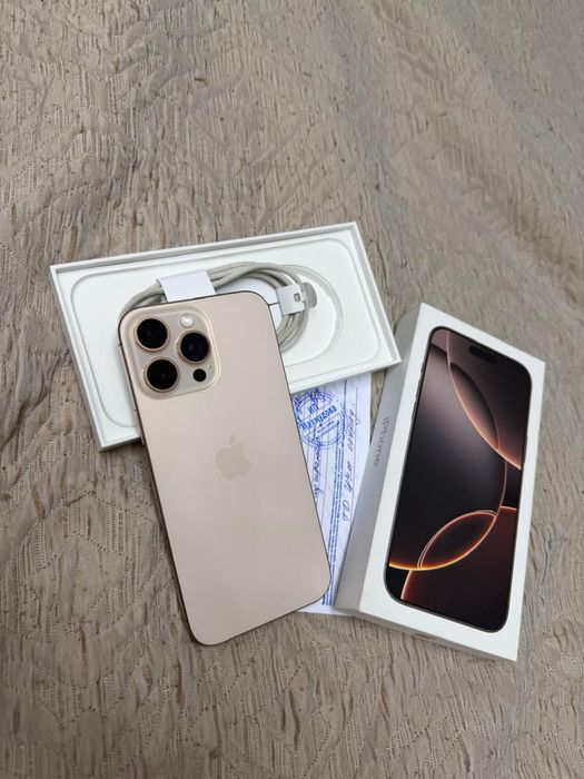 Продаю IPHONE 16 pro max 512gb в идеальном состояний