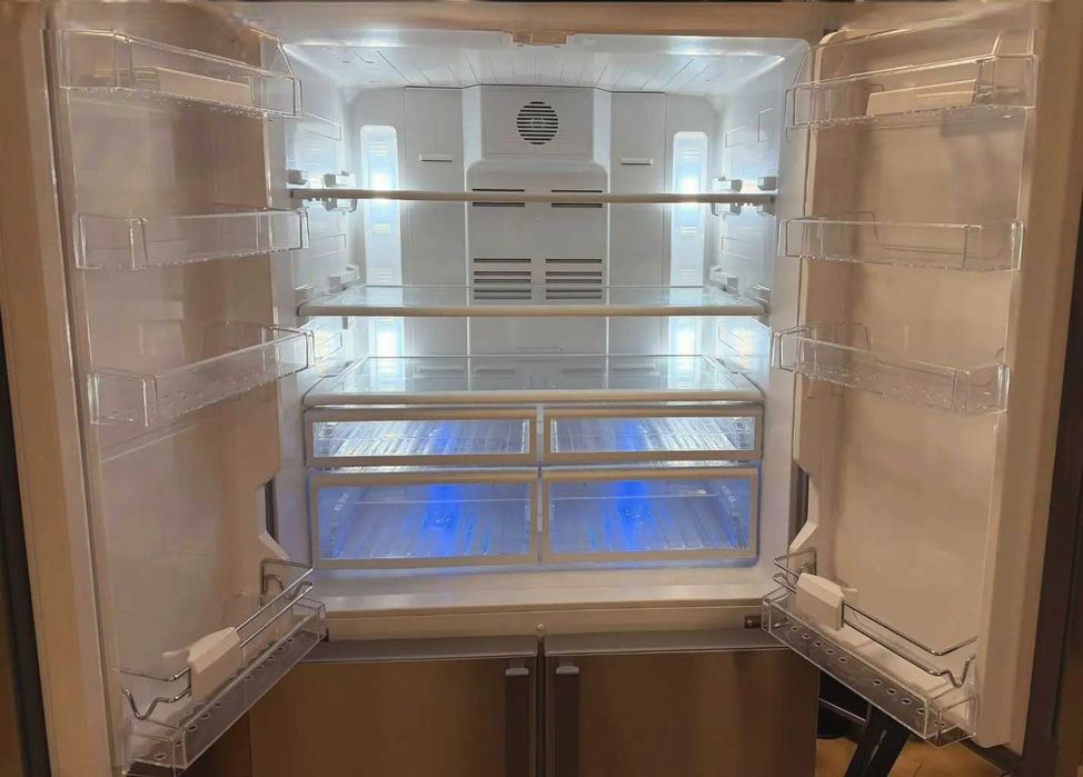 Side By Side хладилник  BEKO G92610NE