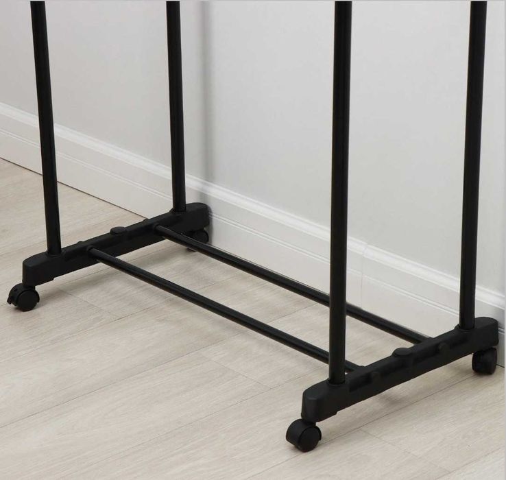 Вешалка гардеробная для одежды / рейл