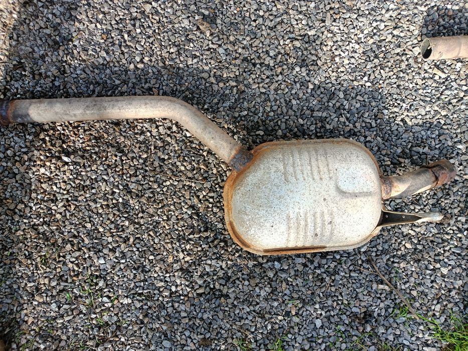 Части за Мерцедес 124