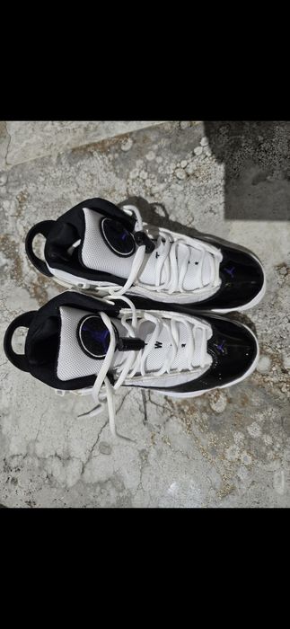 6 Jordan Rings Black&White