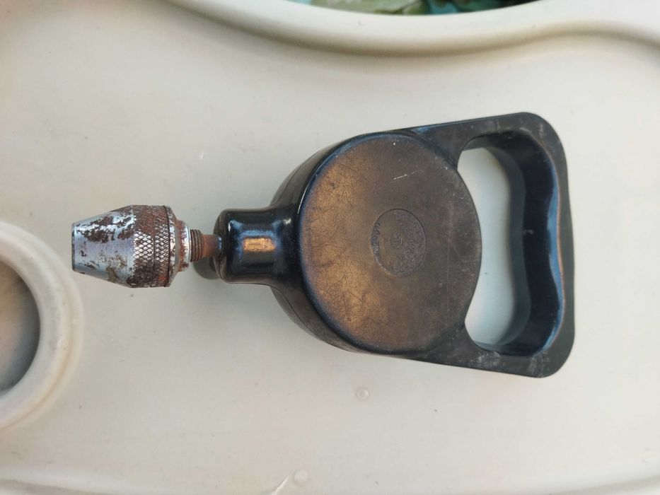 Ръчна дрелка, механична бормашина, ретро маткап