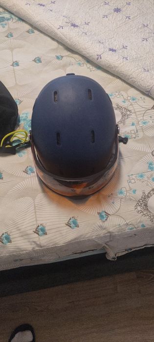 Casca ski cu viziera