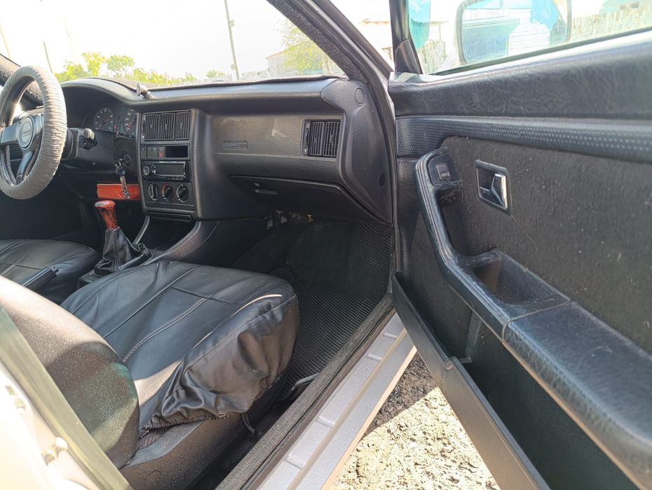 Продам Ауди Б4 универсал